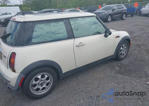 2004 Mini Cooper z USA, uszkodzony, nr VIN WMWRC33424TC53596